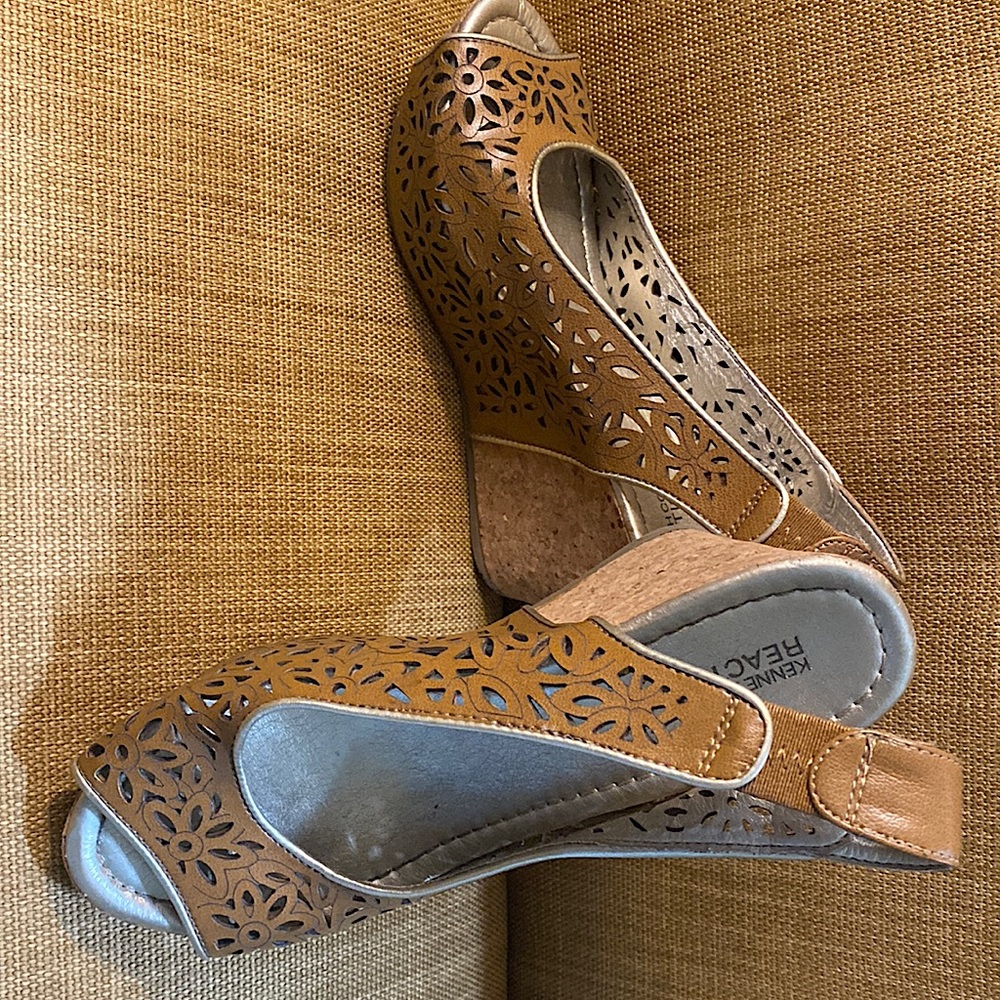 Keneth Cole Sling Back Cork Wedge 7M
